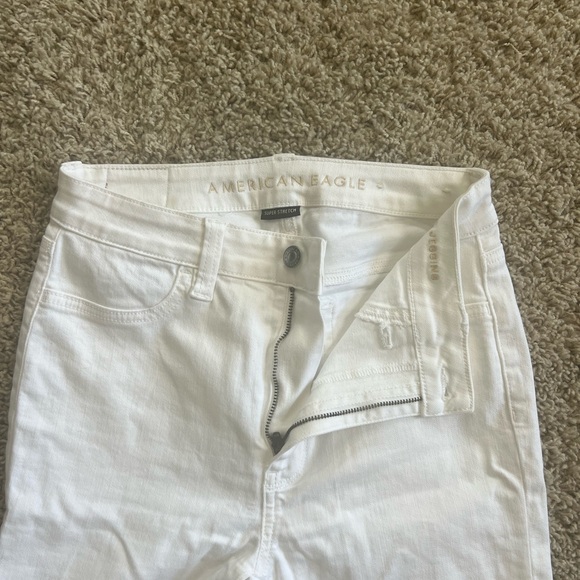 American Eagle White Skinny Jeans - Picture 3 of 3